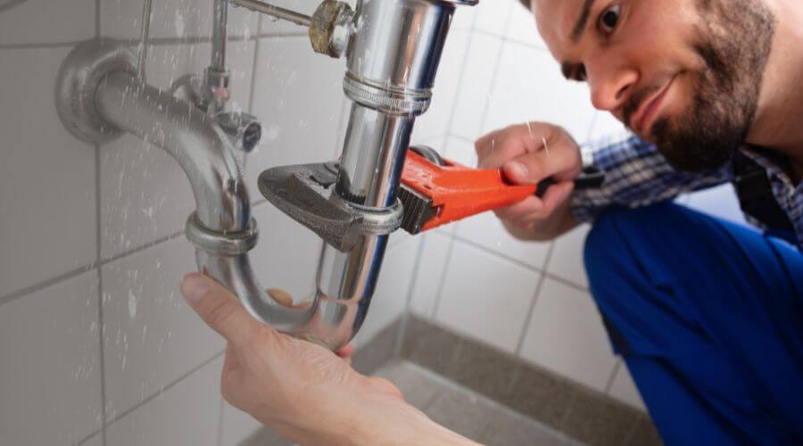Toilet repair in Las Vegas, NV